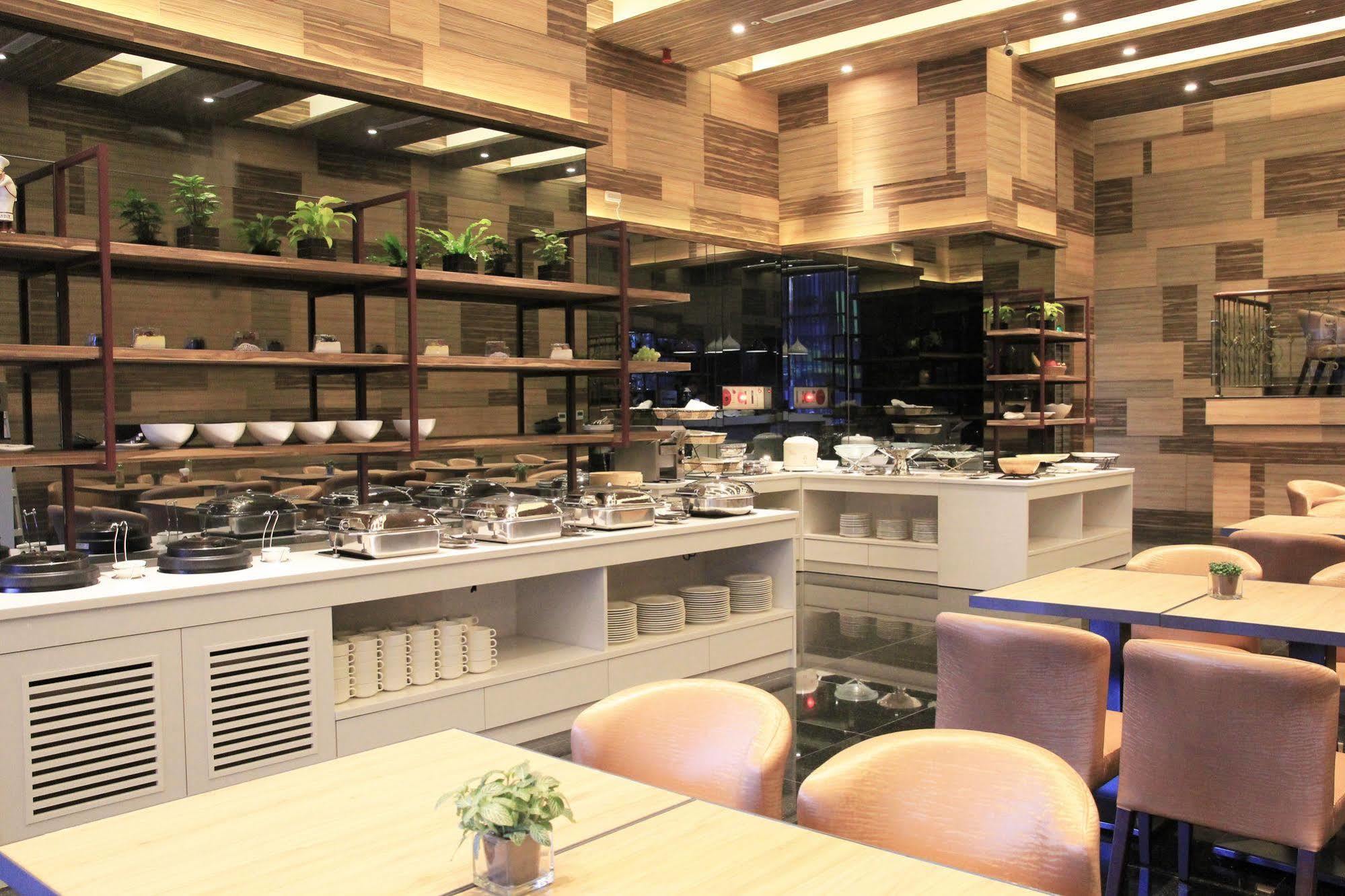 Capital Hotel SongShan Taipeh Exterior foto
