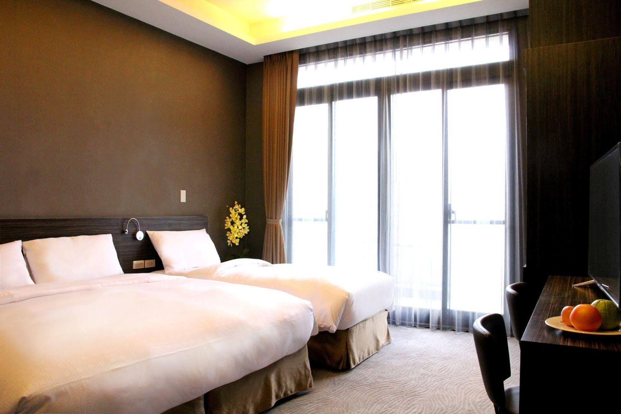 Capital Hotel SongShan Taipeh Exterior foto